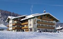 Familien- und Wellnesshotel Taxerhof ****