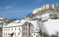 Ansitz Burg Heimfels***